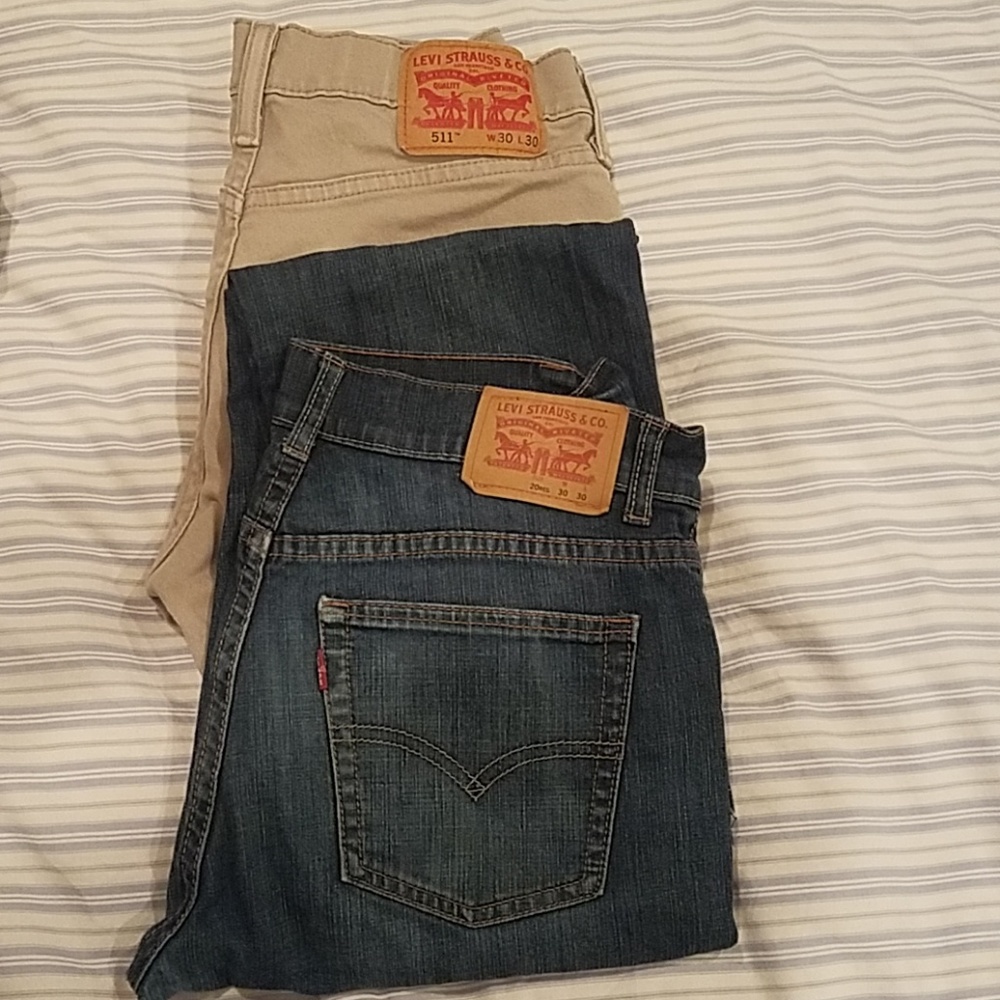 Levis